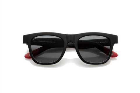 Roamer Sun shades Matte Black – Crimson / Smoke for $60