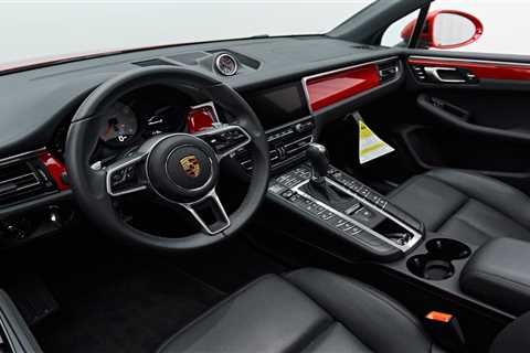 2021 Porsche Macan Demo Sale
