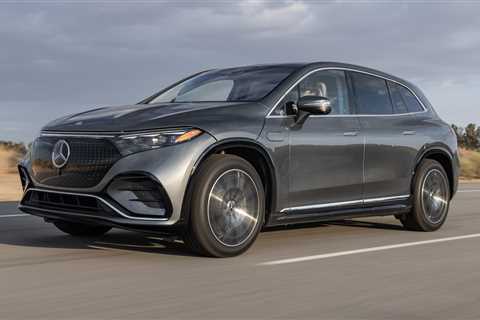 2023 Mercedes-EQ EQS-Class SUV SUVOTY Review: It Certainly Has the Specs