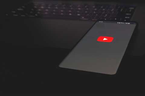 YouTube says that its app isn’t crashing on the iPhone anymore