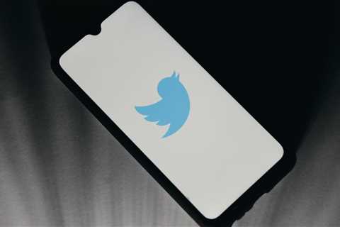Twitter shuts down CoTweets, an experimental feature that let two users author and publish a tweet..