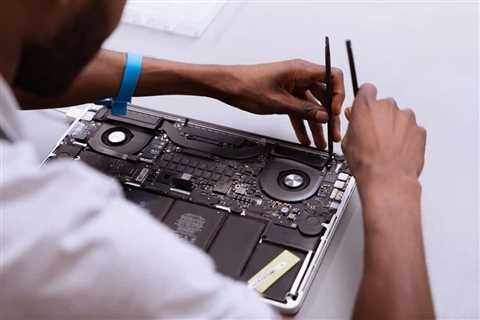 With Digicomp LA, Recognized As The Best MacBook Repair Service, You Can Get Your MacBook Fixed..