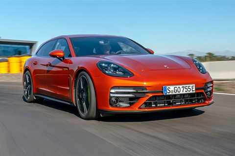 5 Reasons Why the 2021 Porsche Panamera Hybrid Offers an Exquisite and Eco-Conscious Driving..