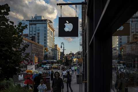 Apple’s Sales Drop Slightly While Profit Is Up 11 Percent