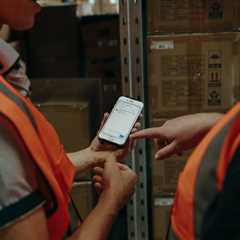 Tech company discuss trends empowering logistics workers