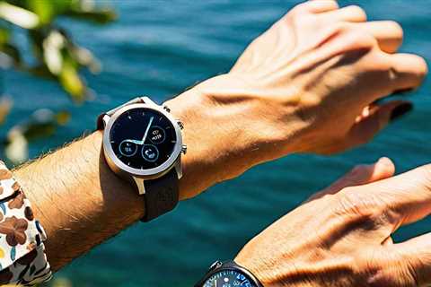 The New Moto Watch 40: A Chic Blend of Smartwatch and Fitness Band