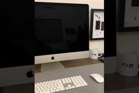 Apple iMac 27 inch 5K #zeeshantechy #apple #imac #desktopsetup #appleimac #appledevices