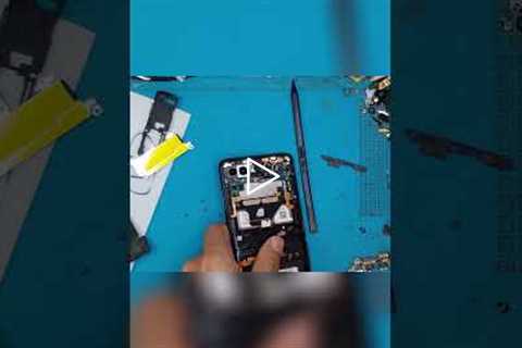 Complex Smartphone Layout: Batteries & Daughterboard [GALAXY Z FLIP] | Sydney CBD Repair