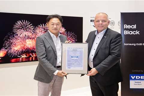 Published on YouTube: MYSTERY LINES SOLVED! Unraveling OnePlus Display Glitches in Sydney