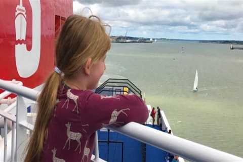 Navigating Ferry Travel with Oversized Luggage: A Complete Guide